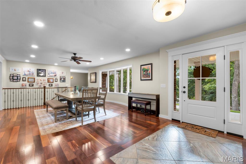 Chateau Oaks - Residential
