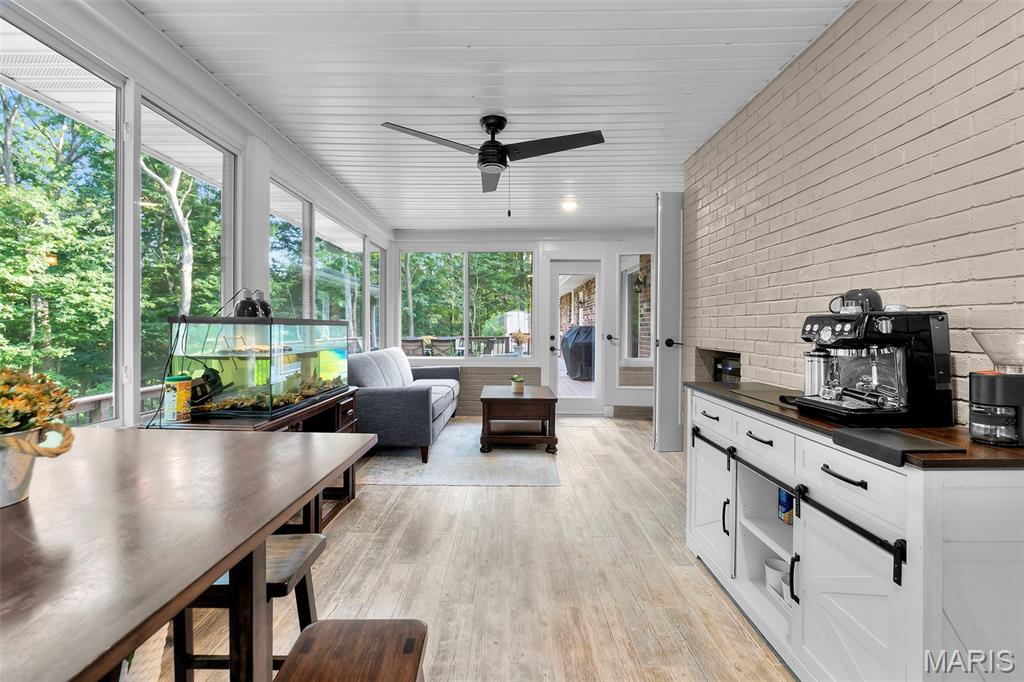 Chateau Oaks - Residential