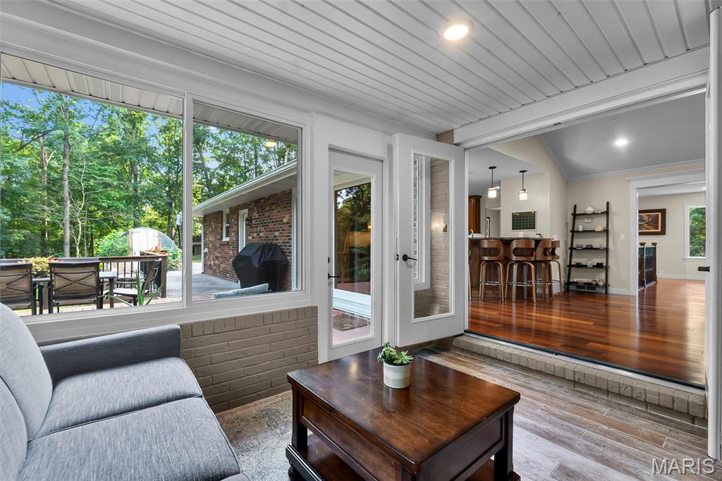 Chateau Oaks - Residential