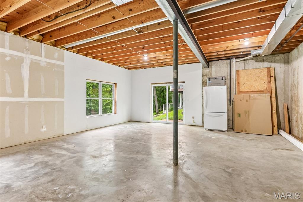Imperial Hills 01 - Residential