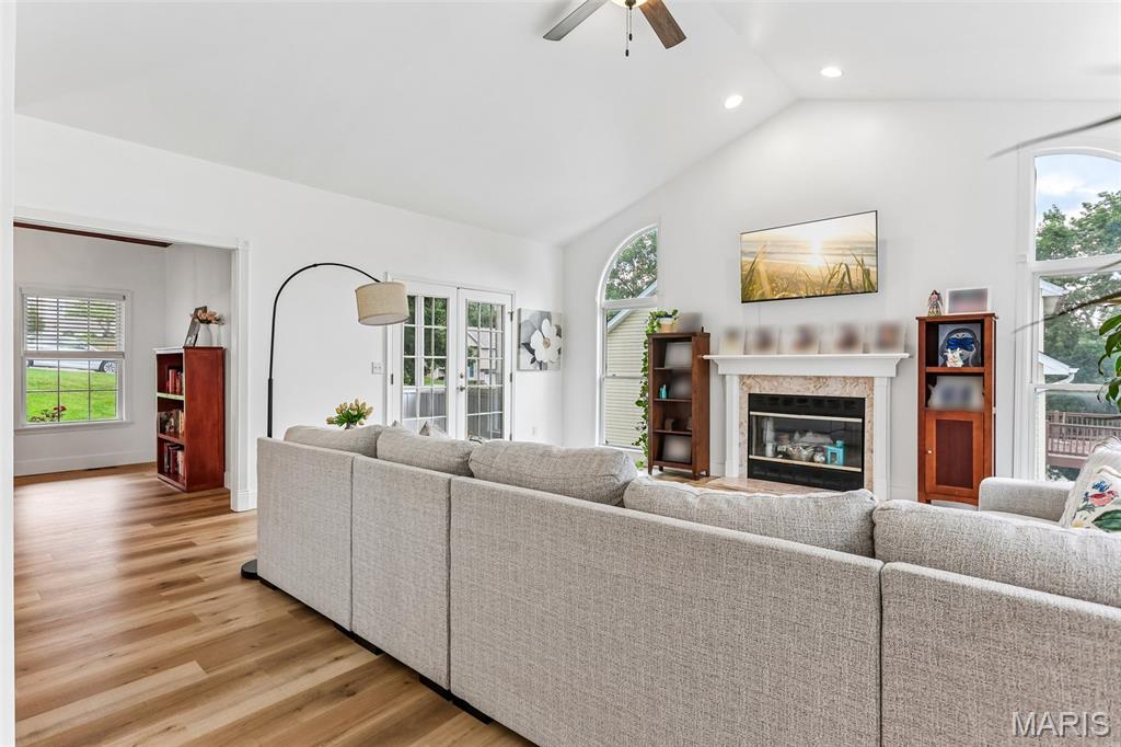 Imperial Hills 01 - Residential