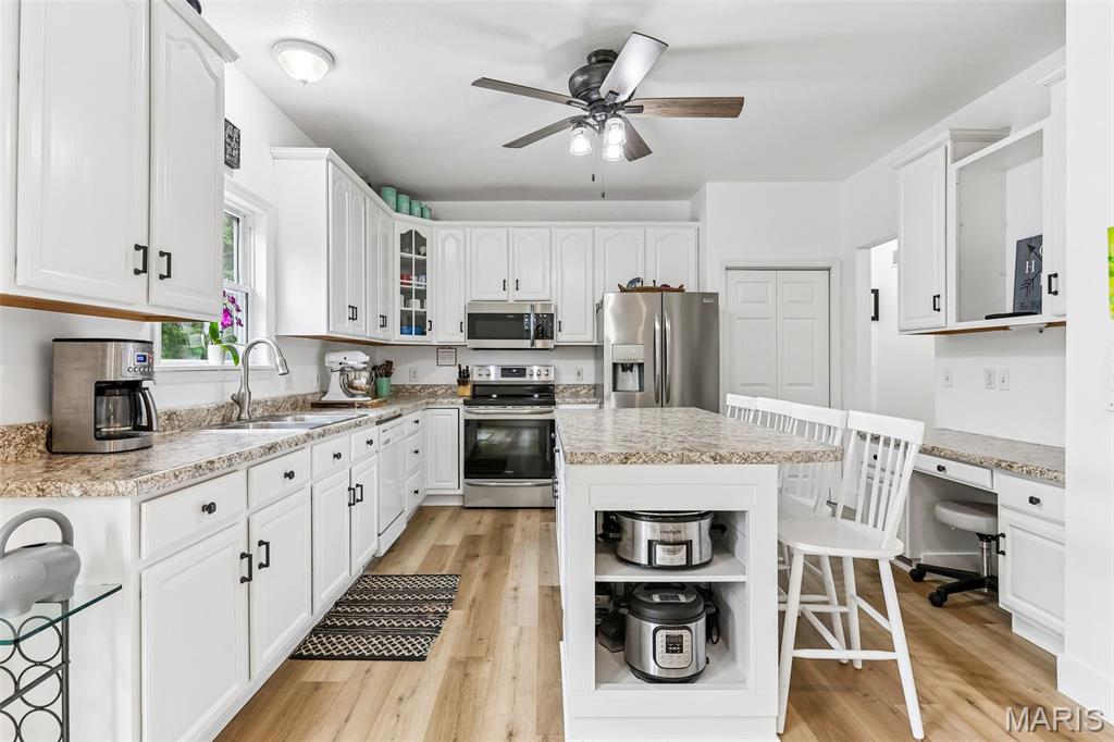 Imperial Hills 01 - Residential