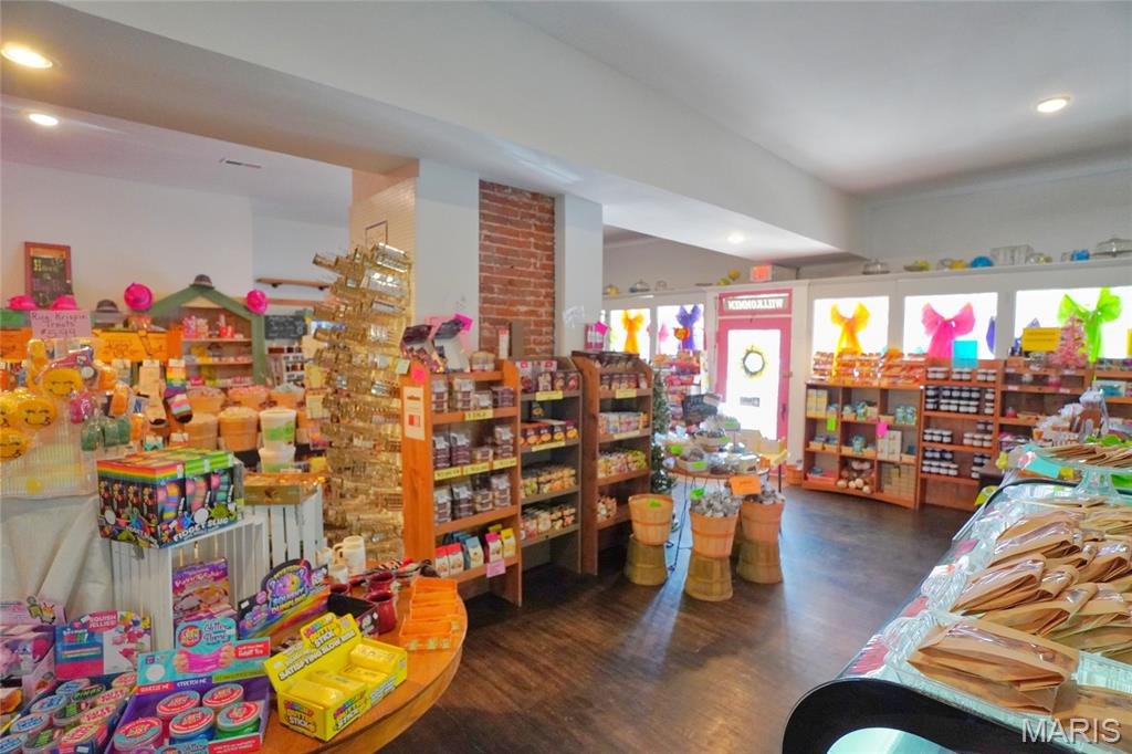 Market Street - Commercial Sale