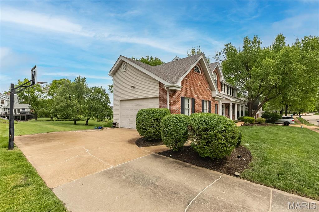 Winding Woods - Residential