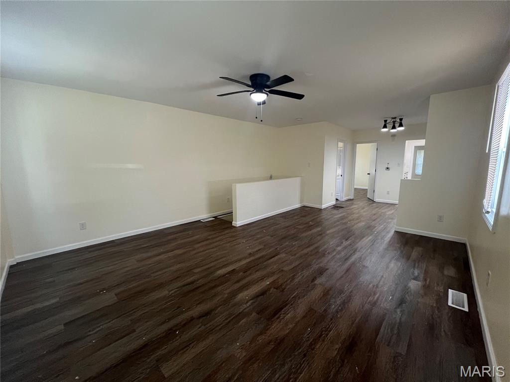 West Walnut Manor - Residential