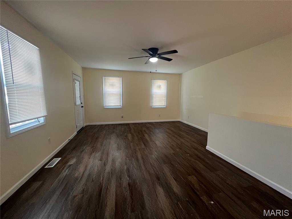 West Walnut Manor - Residential