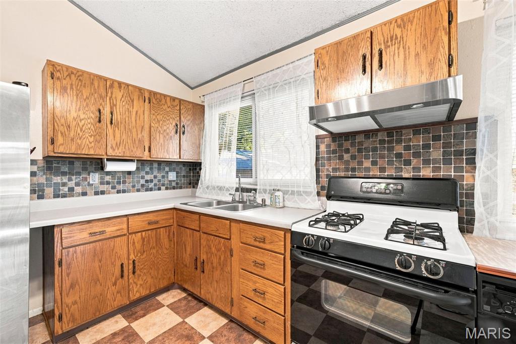 Flamingo Oaks 18 - Residential