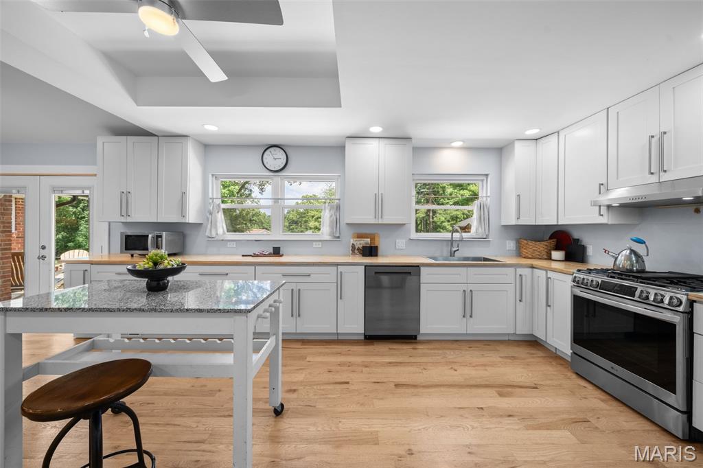 Ladue Trails Sec Of The Village Of - Residential