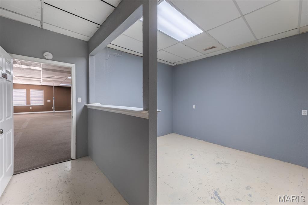 non-sub - Commercial Lease