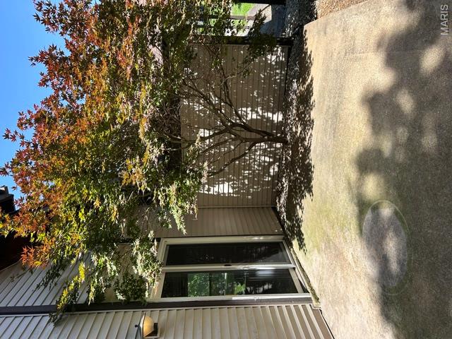 Rolling Hills Country Club Park Sec 2 - Residential Lease