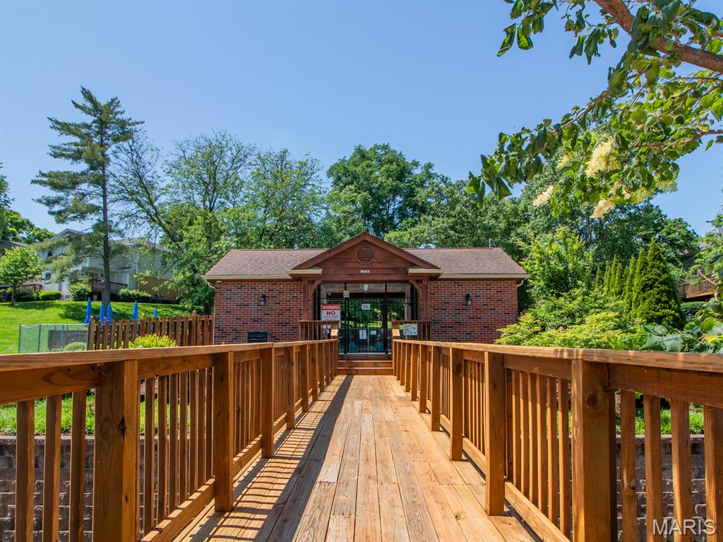 Brentwood Forest Condo Ph Two - Residential