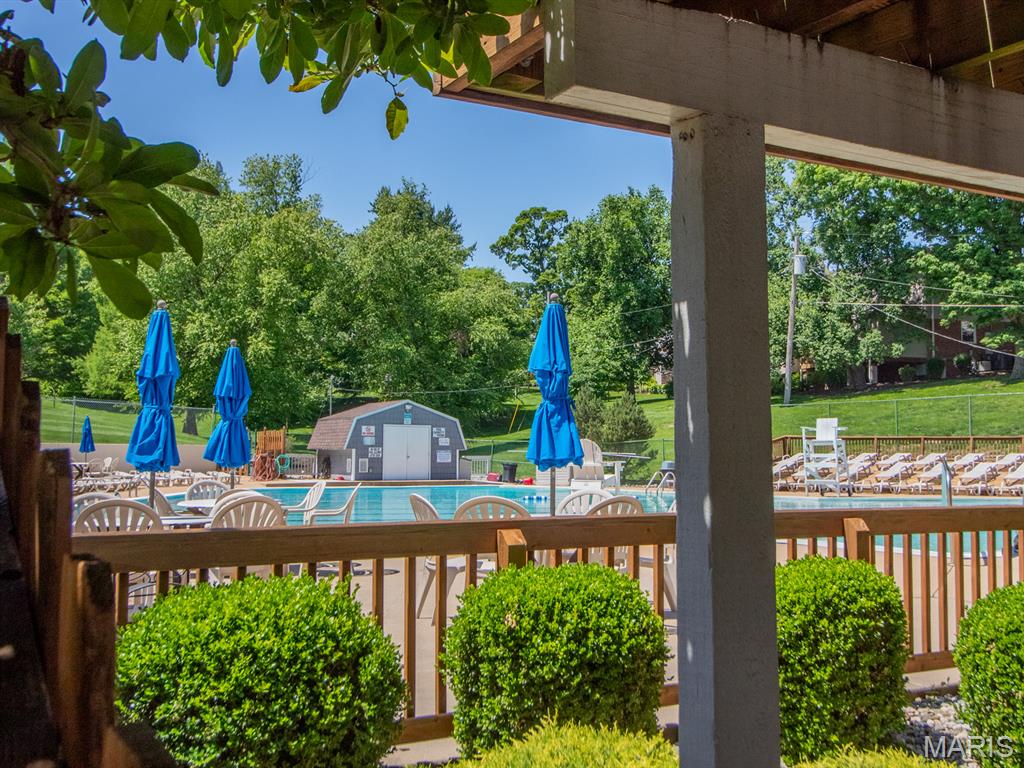 Brentwood Forest Condo Ph Two - Residential