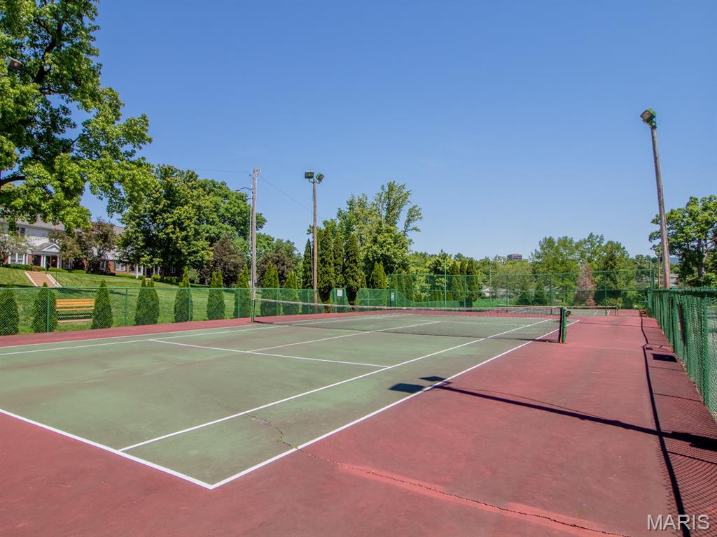 Brentwood Forest Condo Ph Two - Residential