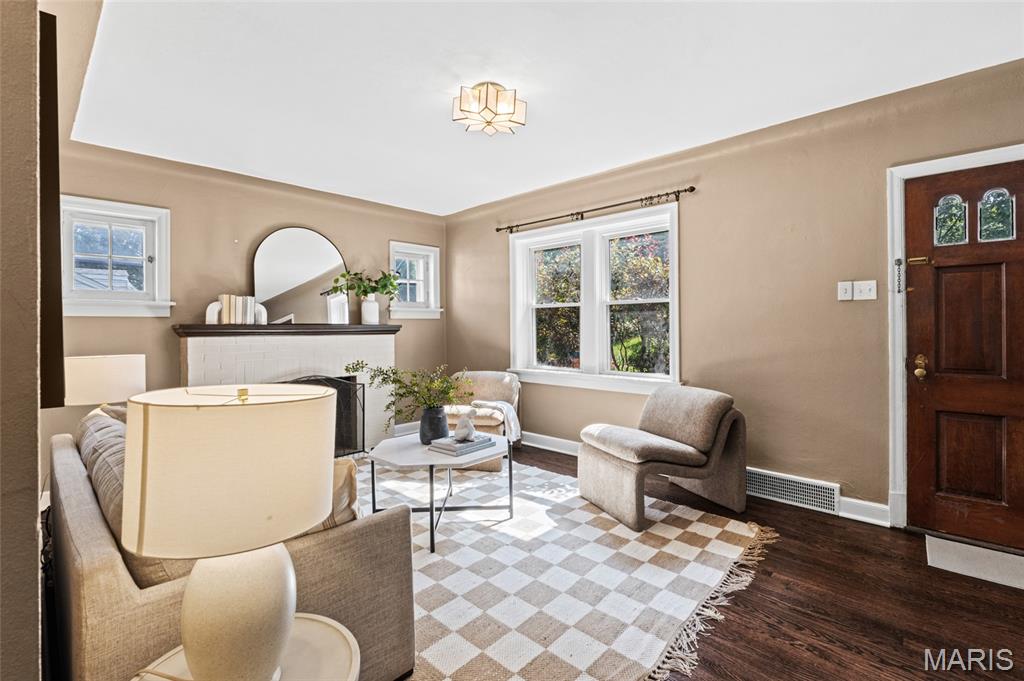 Kirschbaums Add - Residential