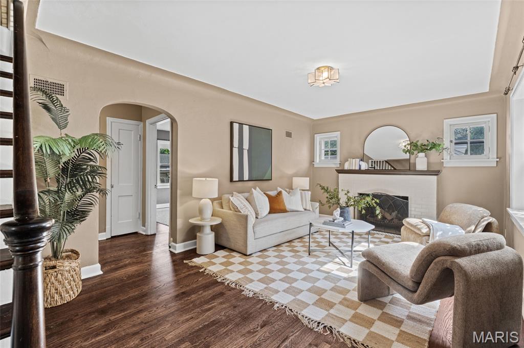 Kirschbaums Add - Residential