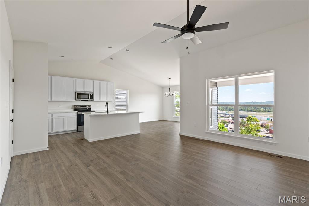 Highlands Manors 216 - Residential