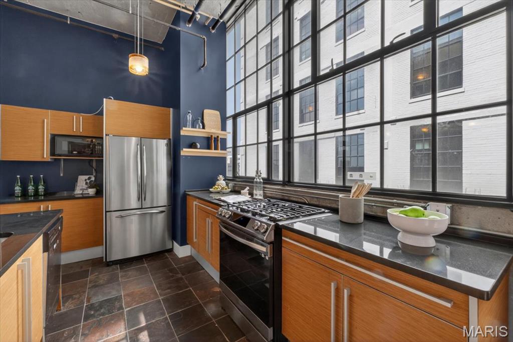 First Amendment/West End Lofts - Residential