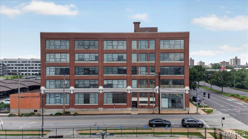 First Amendment/West End Lofts - Residential