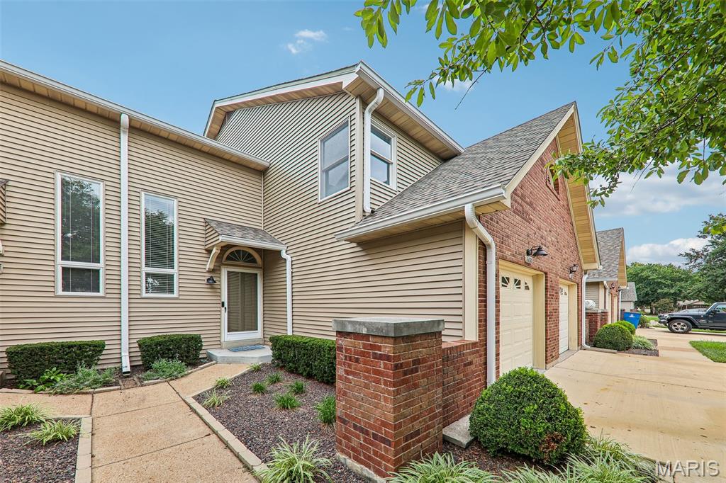 Clarkson Grove Condo Seventh - Residential