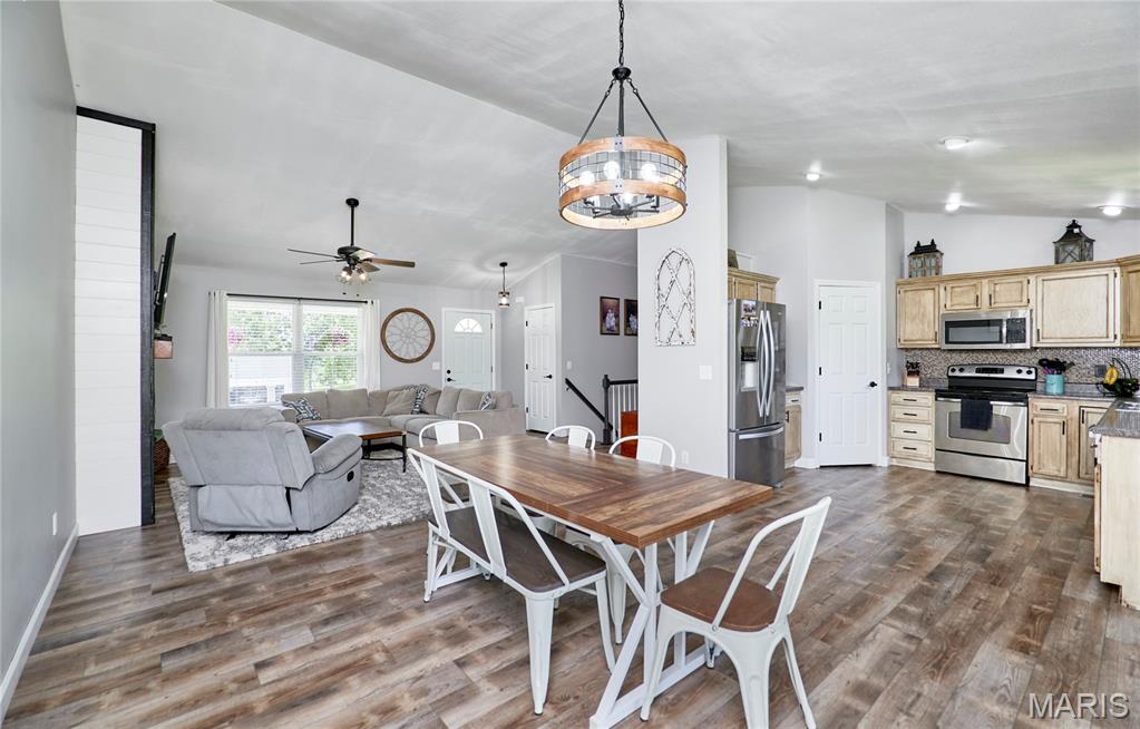 Hickory Farms - Residential