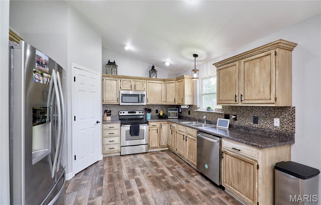 Hickory Farms - Residential