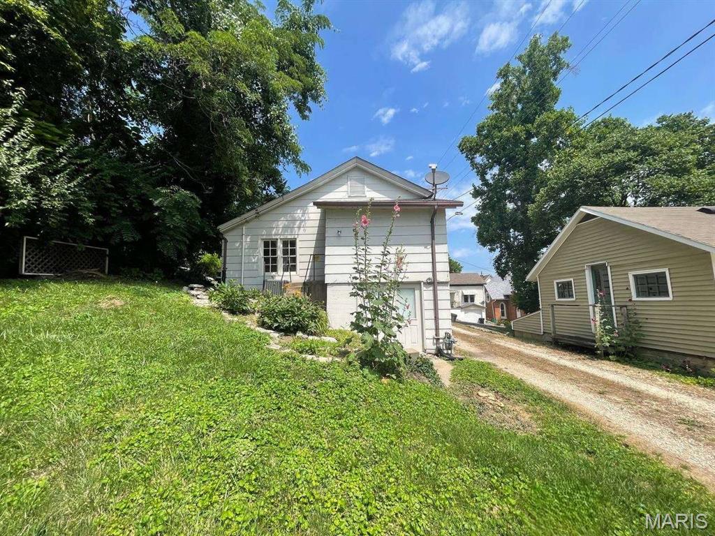 City/Clarksville - Residential