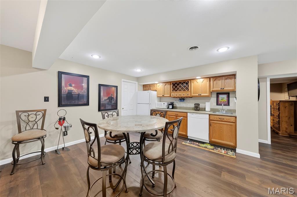 Twin Chimneys Village - Residential