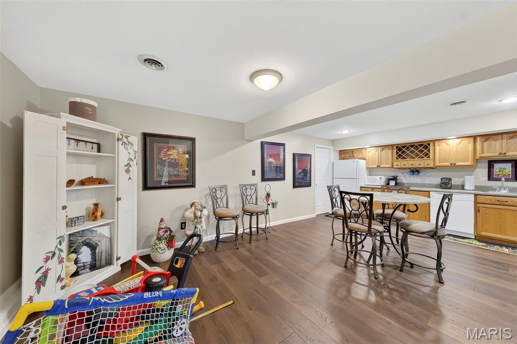 Twin Chimneys Village - Residential