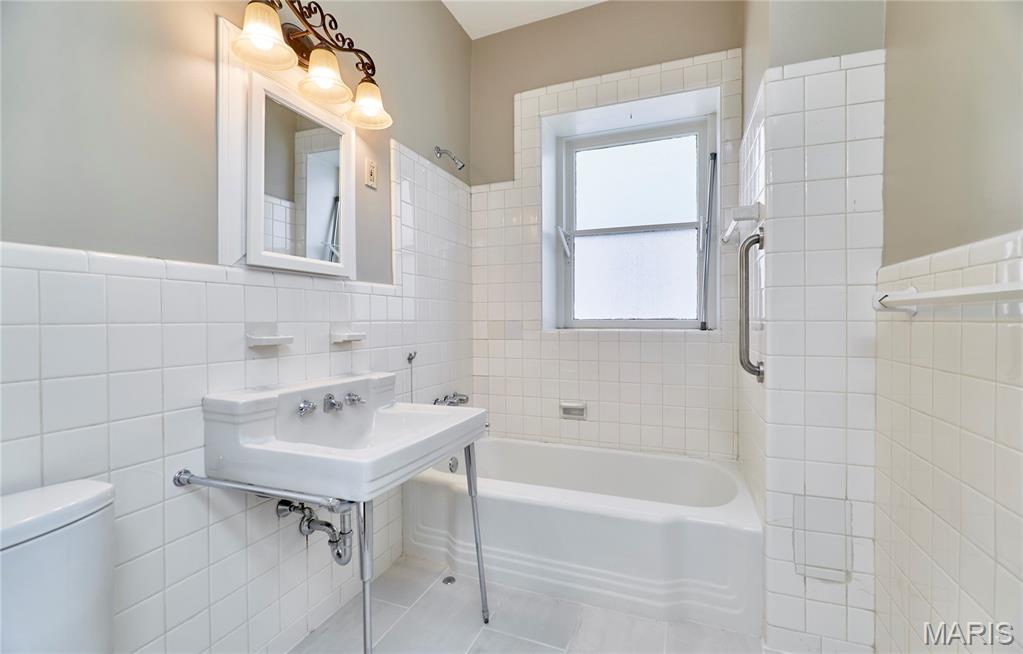 ABC Condominiums - Residential Lease