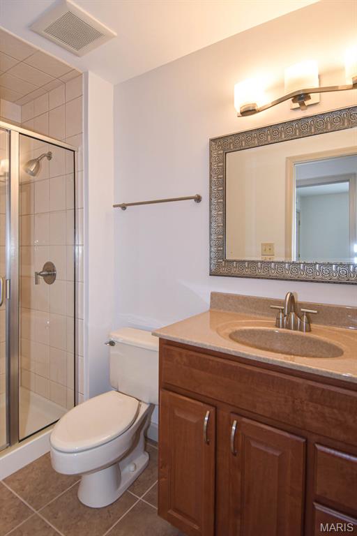 Lindell Place - Residential Lease