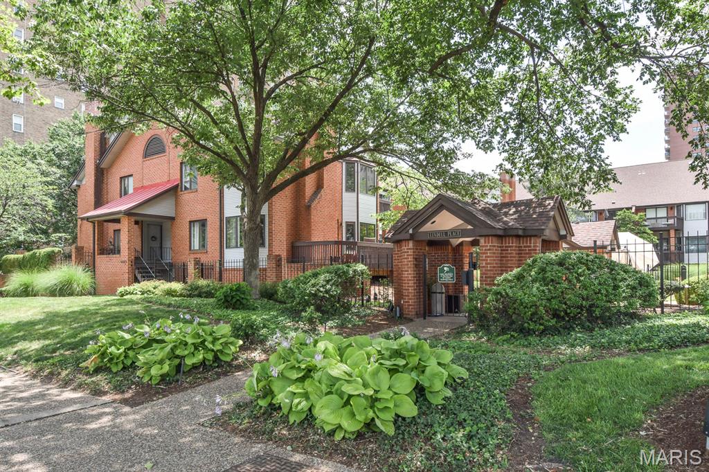 Lindell Place - Residential Lease