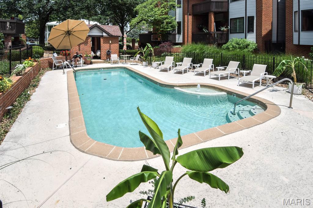 Lindell Place - Residential Lease