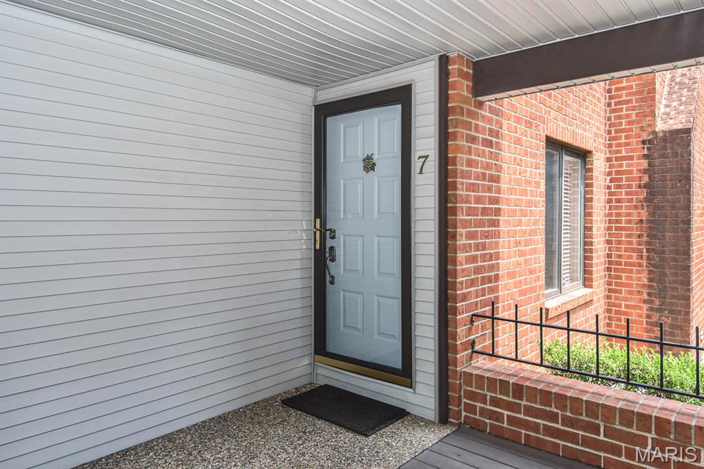 Lindell Place - Residential Lease