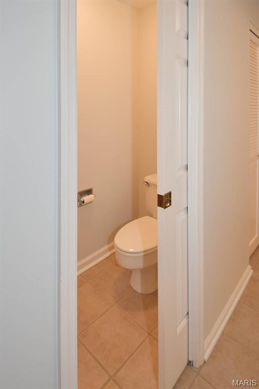 Lindell Place - Residential Lease