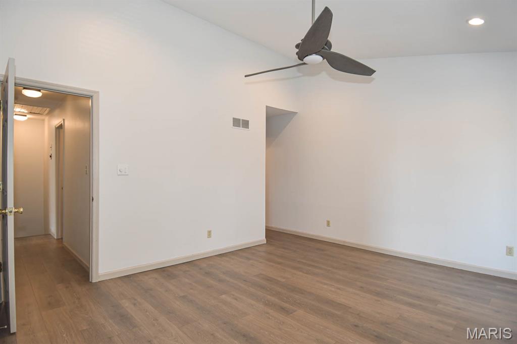 Lindell Place - Residential Lease