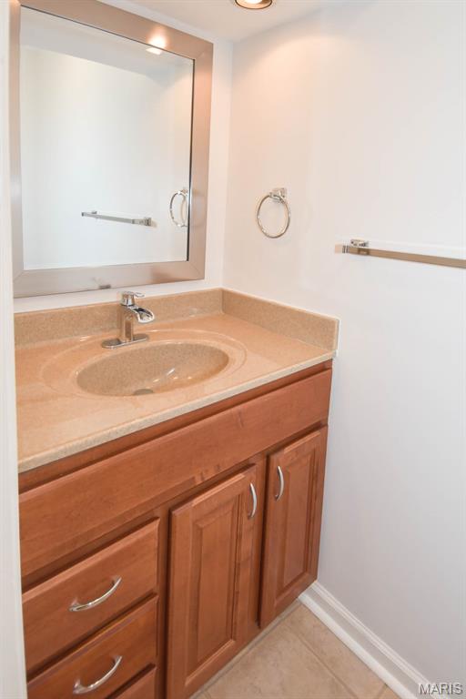 Lindell Place - Residential Lease