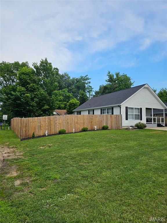 Perfect all around! Walking distance from shopping and hiking trails. In a quiet neighborhood on a corner lot with access from 2nd street to the fenced in backyard, with above ground swimming pool!! Going ACTIVE just in time to schedule your showing and start planning your summer party memories in this well-maintained home. Kitchen side door access to the backyard, allowing for easy cookout prep & cleanup. Meramec Ambulance Station and Grocery store less than a half of a mile away from the front porch and BP Wayside Gas station 2 miles down the road. Only minutes to Robertsville state park & Shaw's Arboretum, allows any outdoor or fitness enthusiast to maximize their MOVE! Just 10 MINUTES and you could be floating down the Meramec, driving through downtown Pacific or jumping on interstate 44 at Gray Summit.