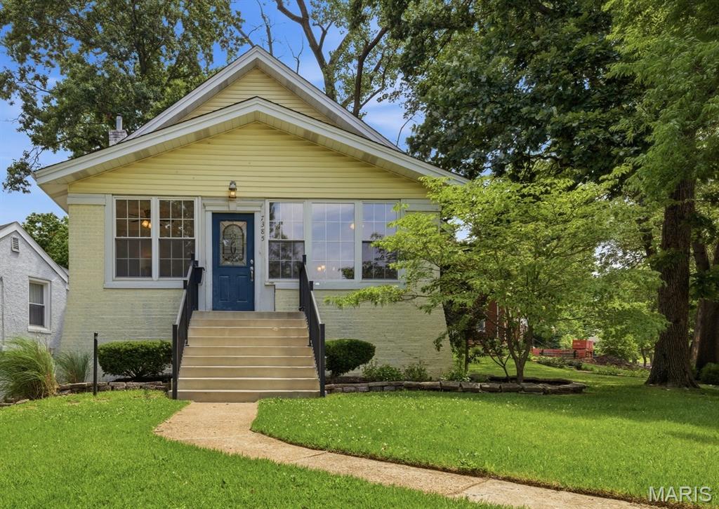 Discover this charming 3-bedroom, 2.5-bath Richmond Heights gem that offers far more space than meets the eye. Including the potential for a fourth bedroom, home office, or flex space to fit your needs Thoughtfully maintained and updated, this home beautifully blends historic character with modern comfort.
The expansive main-floor primary suite serves as a private retreat, featuring a double vanity, spacious tiled walk-in shower, separate jetted tub, and generous closet space. A conveniently located half bath on the main level provides easy access for guests without the need to enter the primary suite.
Upstairs, two large bedrooms share a bright full bath within an open and functional floor plan. With approximately 1,900 square feet of living space, this home offers room to spread out while maintaining a warm and inviting feel.
Timeless details such as original hardwood floors and historic stained-glass windows add warmth and character throughout. Recent improvements include a new roof (2026), a cleaned and free-flowing sewer lateral, and new HVAC equipment in Zone 1 (2026) as part of the home's efficient dual-zoned heating and cooling system.
The galley kitchen is designed for both functionality and everyday living, offering an efficient workspace with easy access to the dining and living areas. Outside, the inviting backyard provides plenty of space for grilling, entertaining, gardening, or simply relaxing on the intimate patio.
The tuck under garage offers convenient parking for a compact vehicle or additional storage. The lower level adds exceptional flexibility with space for a workshop, home office, fitness area, recreation room, or abundant storage.
Ideally situated in the heart of Richmond Heights, this home combines the convenience of central living with the charm of a close-knit neighborhood. Enjoy quick access to shopping, dining, downtown St. Louis, and Lambert International Airport. Historic downtown Maplewood—with its vibrant restaurants, boutiques, coffee shops, and entertainment venues—is less than a mile away.
Offering a rare combination of historic charm, modern updates, flexible living space, and an unbeatable location, this unique property is ready for its next chapter.