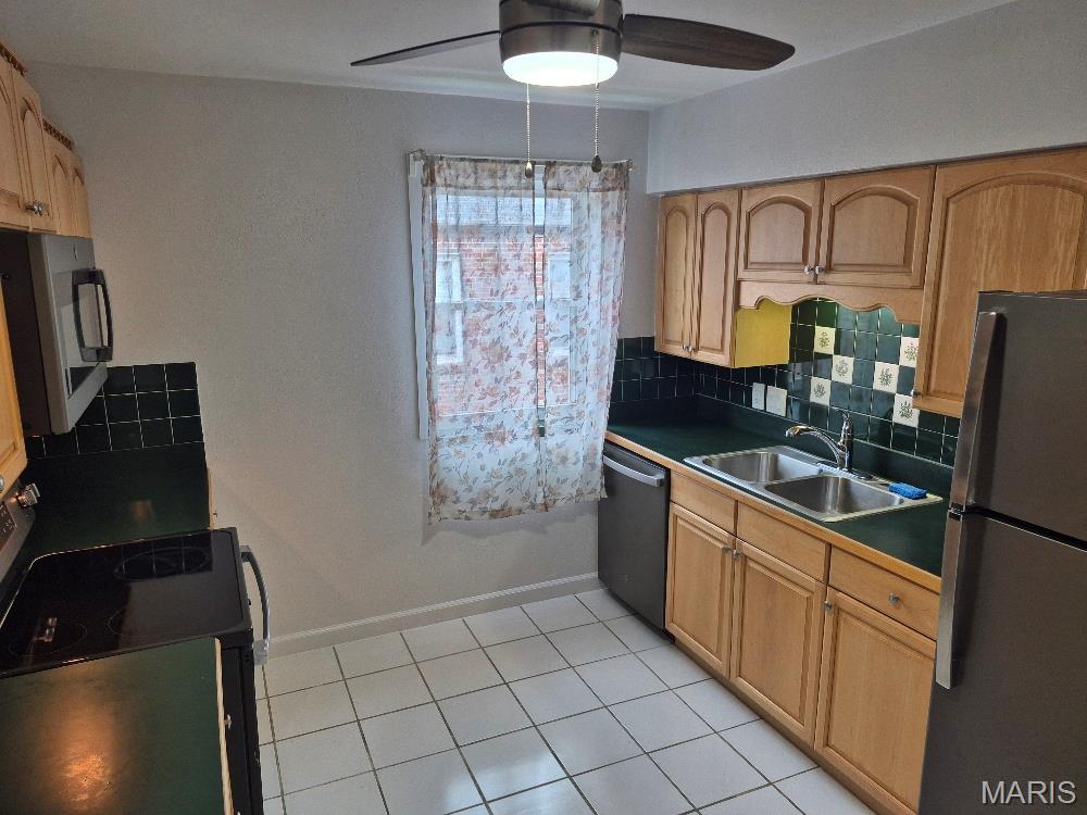 Gratiot Add - Residential Lease