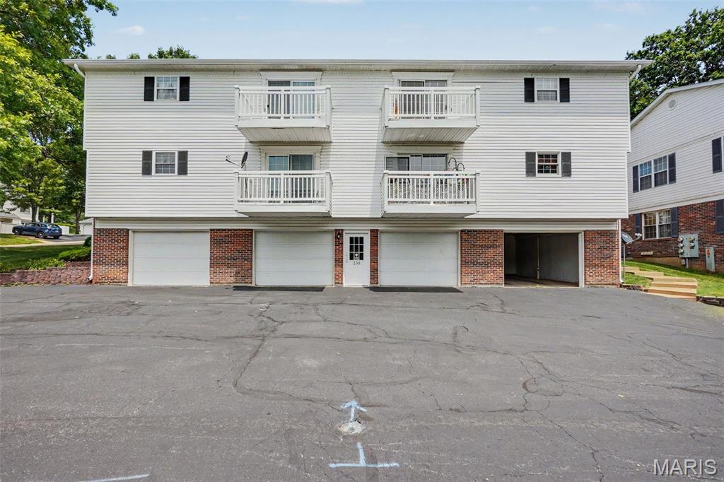 Carriage Court - Residential