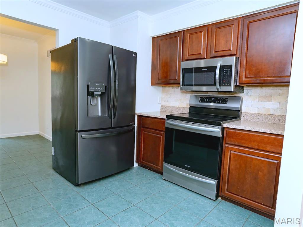 Briarcliff Condo Bldg 11 - Residential