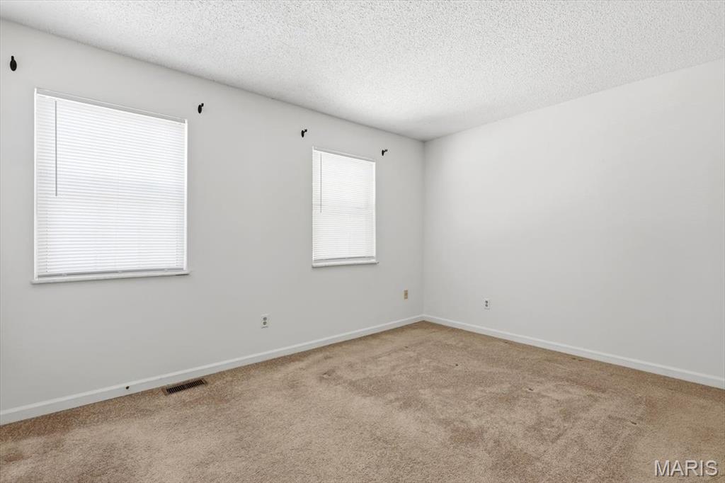 Brentwood Forest Condo Ph Nine - Residential