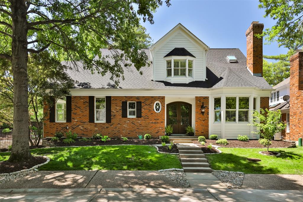 Fair Oaks Crescent - Residential