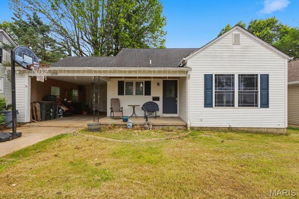 CONTINUE TO SHOW!  Opportunity awaits with this 3-bedroom, 1-bath home in an AMAZING Washington location! You'll enjoy easy access to highways, parks, the YMCA, and downtown Washington. This home offers solid bones and plenty of space but is ready for its next owner to bring their vision and updates. Featuring a spacious living room with abundant natural light, an enclosed sunroom for year-round enjoyment, and a large backyard with mature trees, garden space, and a utility shed. The partially finished lower level provides additional living space, storage, and endless possibilities. Whether you're an investor, flipper, or buyer looking to build equity through improvements, this home offers a fantastic opportunity to make it your own. Being sold as-is. MUST CLOSE QUICKLY!!!