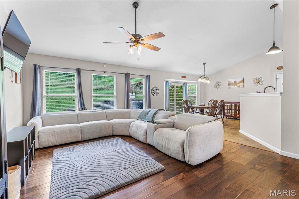 Pevely Heights 02 - Residential