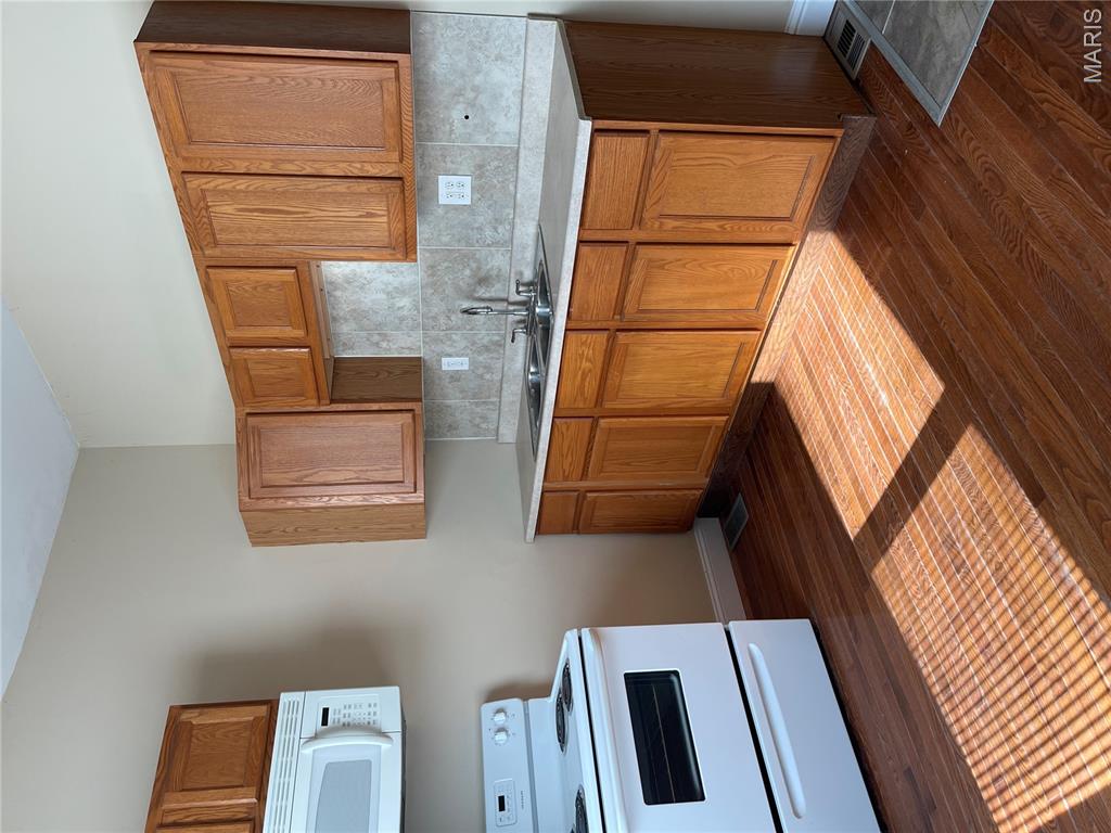 St Louis Commons Add - Residential Income