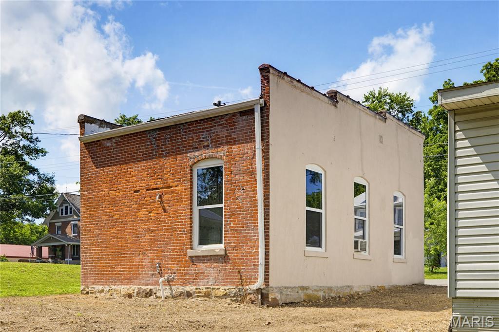 Ahrens Add - Commercial Sale