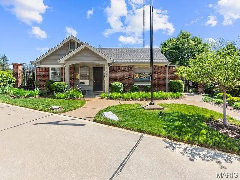 Kenrick Parke Condo Ph Six - Residential