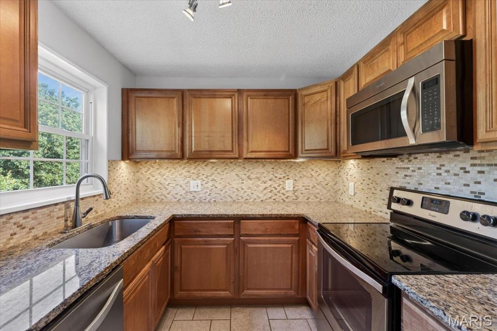Brentwood Forest Condo Ph Five - Residential
