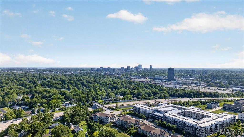 Brentwood Forest Condo Ph Five - Residential